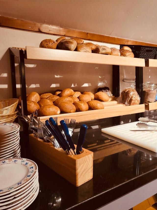 Frühstücksraum und Frühstücksbuffet im Gulfhof