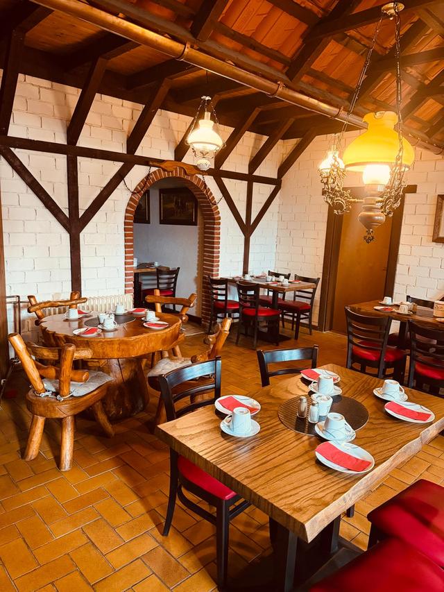 Frühstücksraum und Frühstücksbuffet im Gulfhof